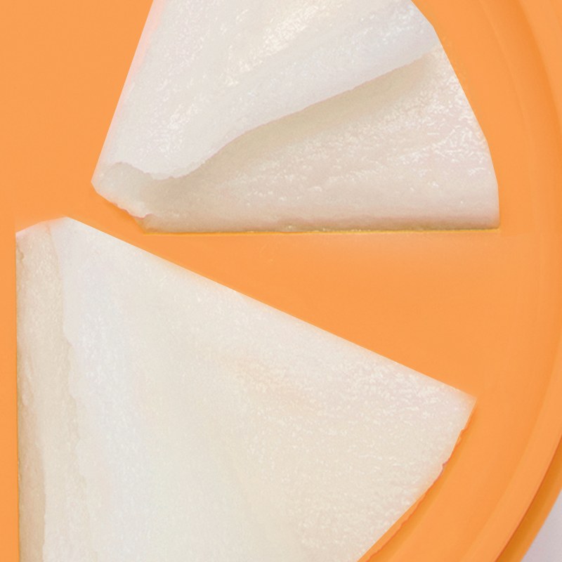 Close-up of the KAHI Cleansing Balm Nourishing Care (Carrot) texture