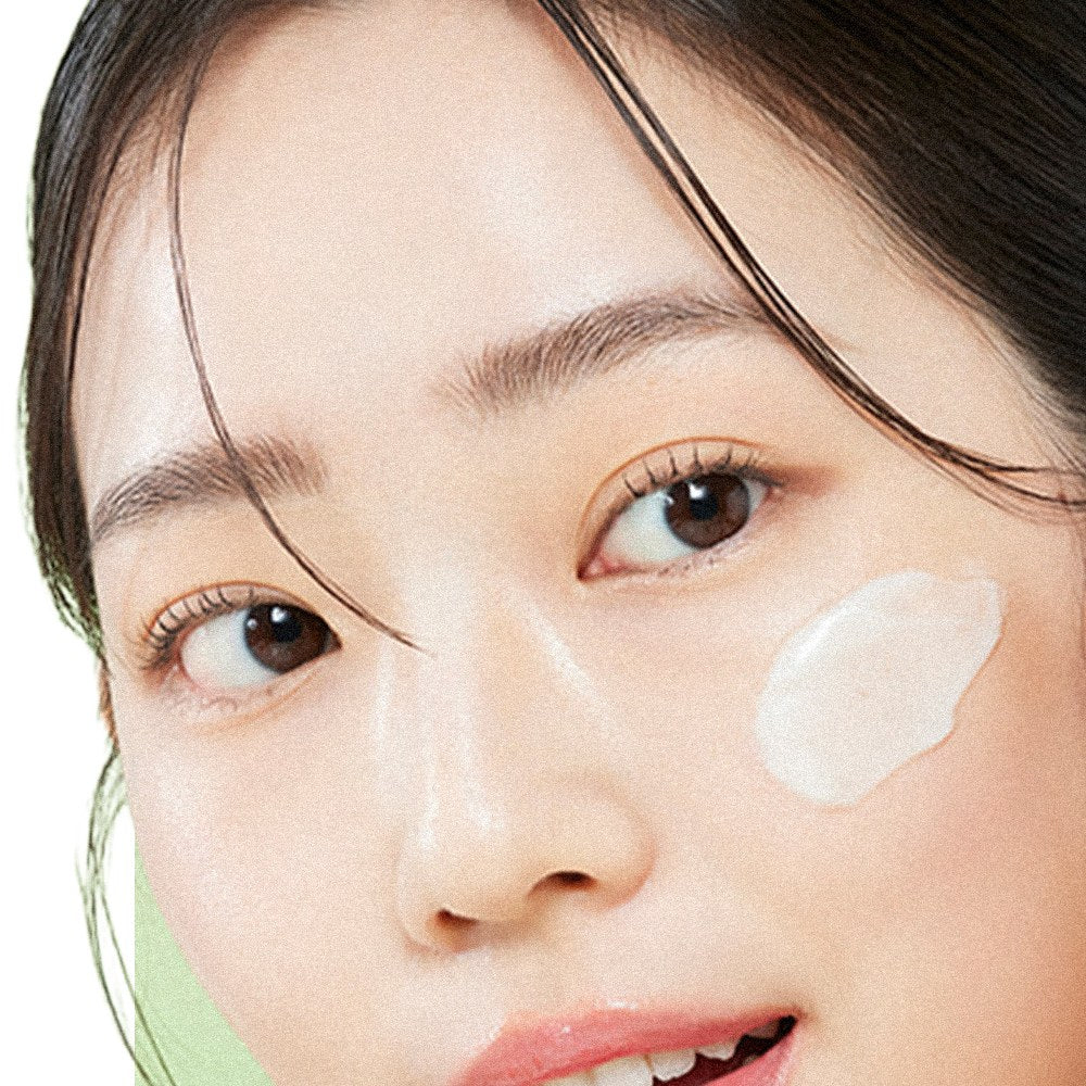 KAHI Cleansing Balm Pore Control (Mung Bean) on skin